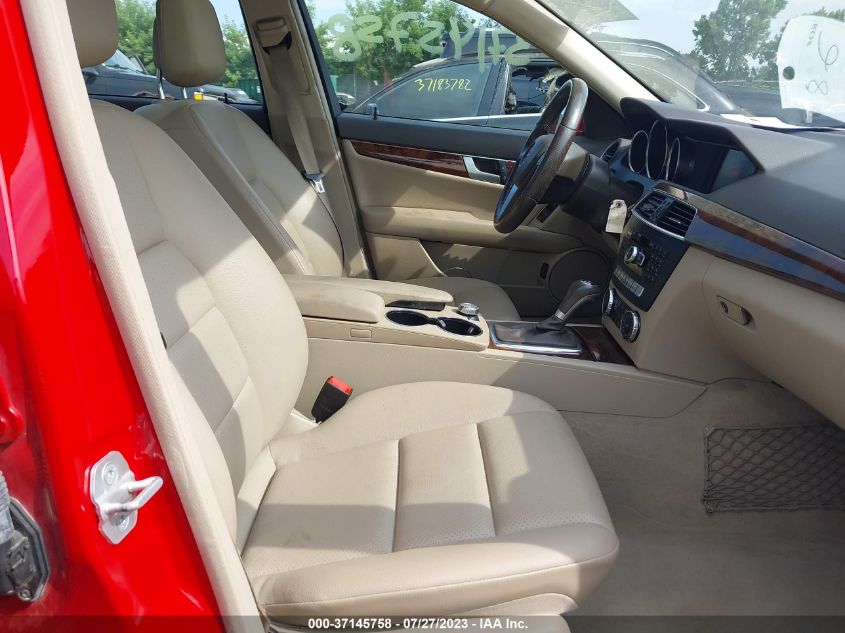 2014 MERCEDES-BENZ C-CLASS C 300 - WDDGF8AB5EG160679