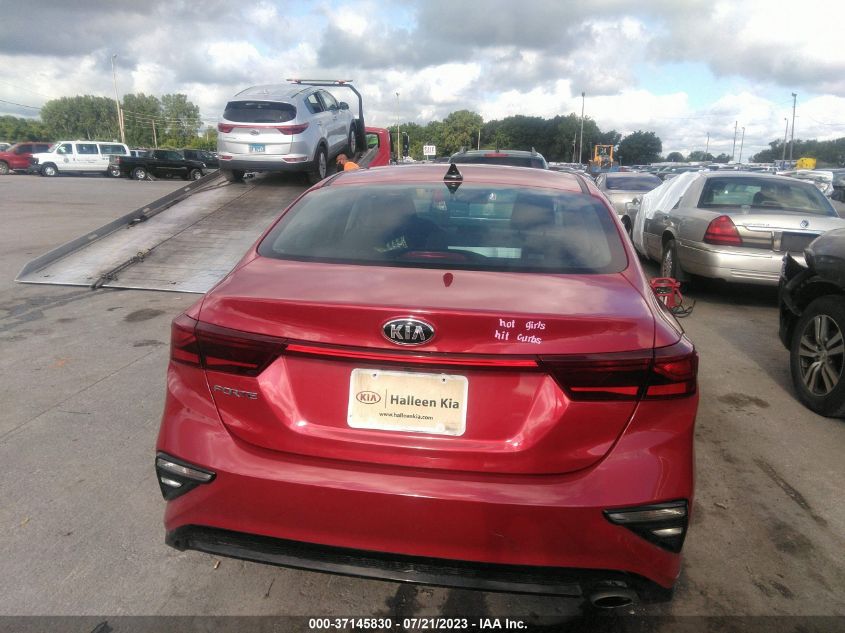 3KPF24AD4ME308590 Kia Forte LXS 16