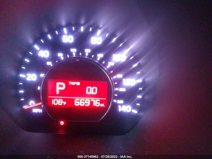 2018 KIA SOUL + - KNDJP3A50J7566714