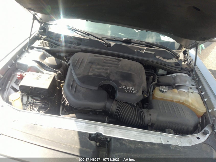 VIN 2C3CDZAG7JH121787 2018 DODGE CHALLENGER SXT