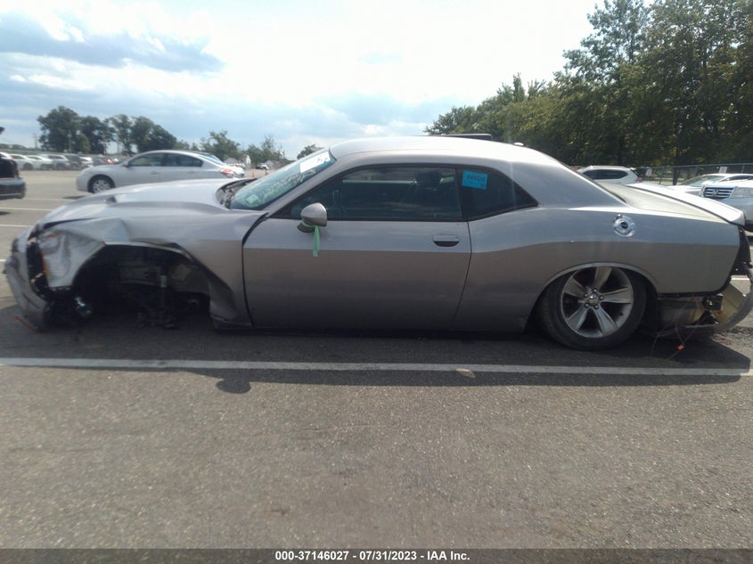 VIN 2C3CDZAG7JH121787 2018 DODGE CHALLENGER SXT