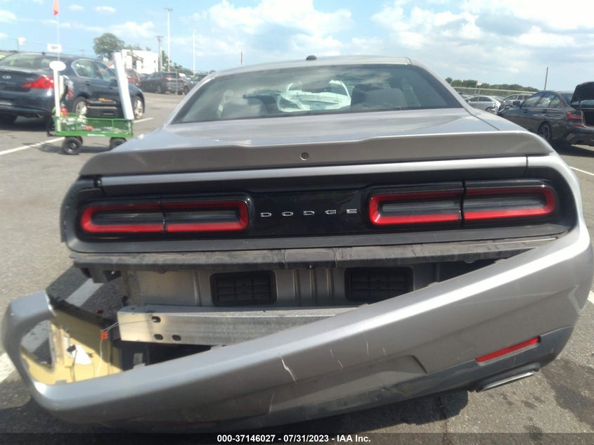 VIN 2C3CDZAG7JH121787 2018 DODGE CHALLENGER SXT