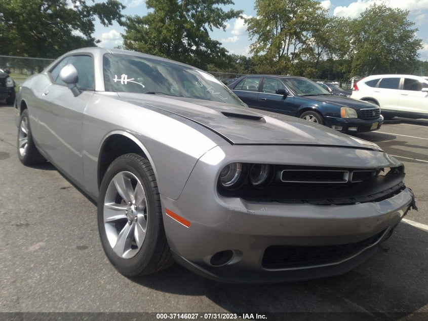VIN 2C3CDZAG7JH121787 2018 DODGE CHALLENGER SXT