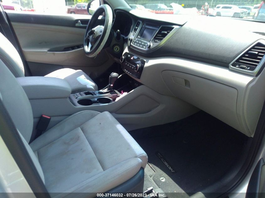 2016 HYUNDAI TUCSON SE - KM8J23A48GU133234
