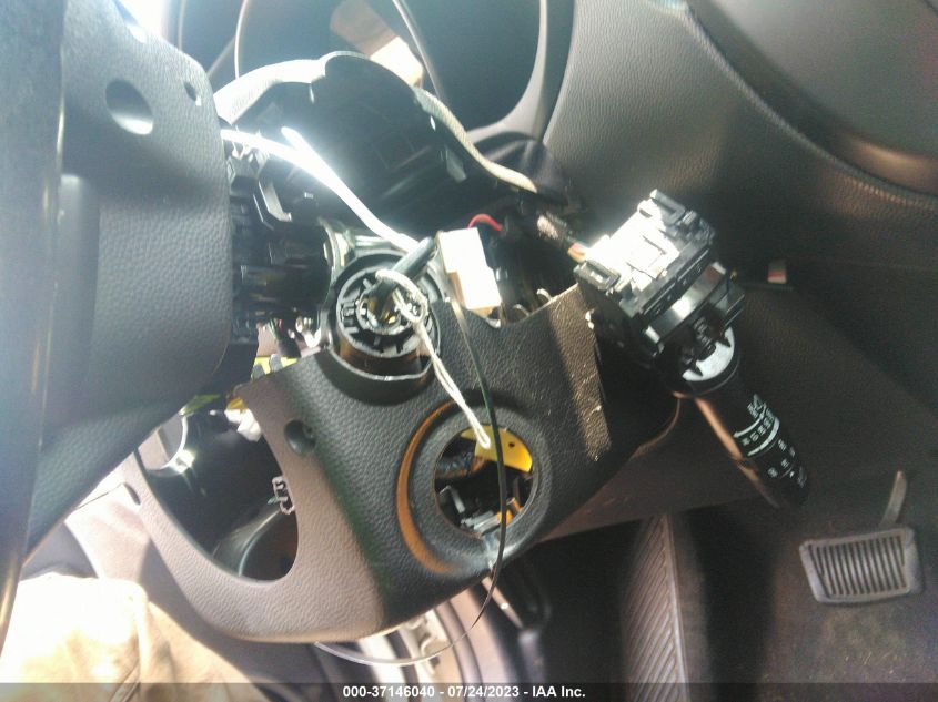 2014 KIA SOUL + - KNDJP3A59E7006101