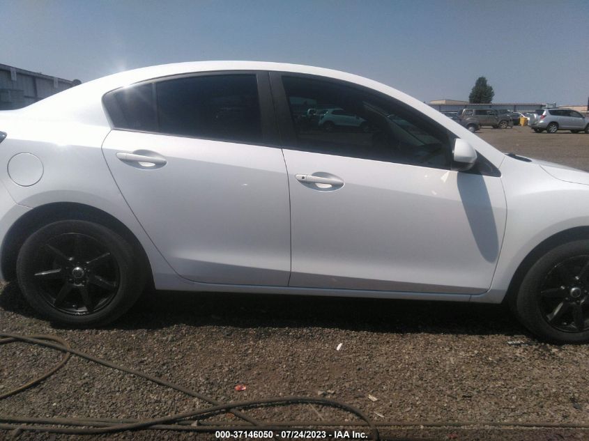 2013 MAZDA MAZDA3 I SV - JM1BL1TF0D1730450
