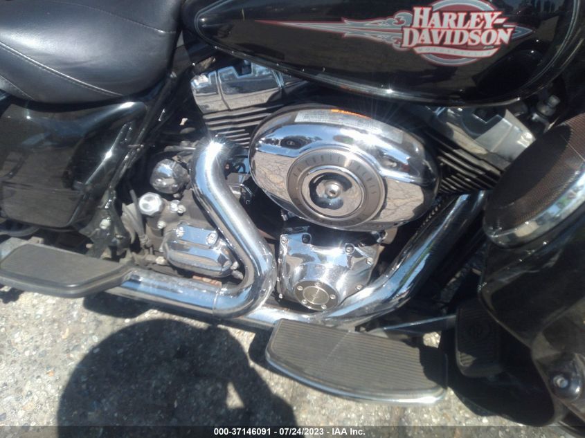 2009 HARLEY-DAVIDSON FLHTC - 1HD1FF4179Y604859