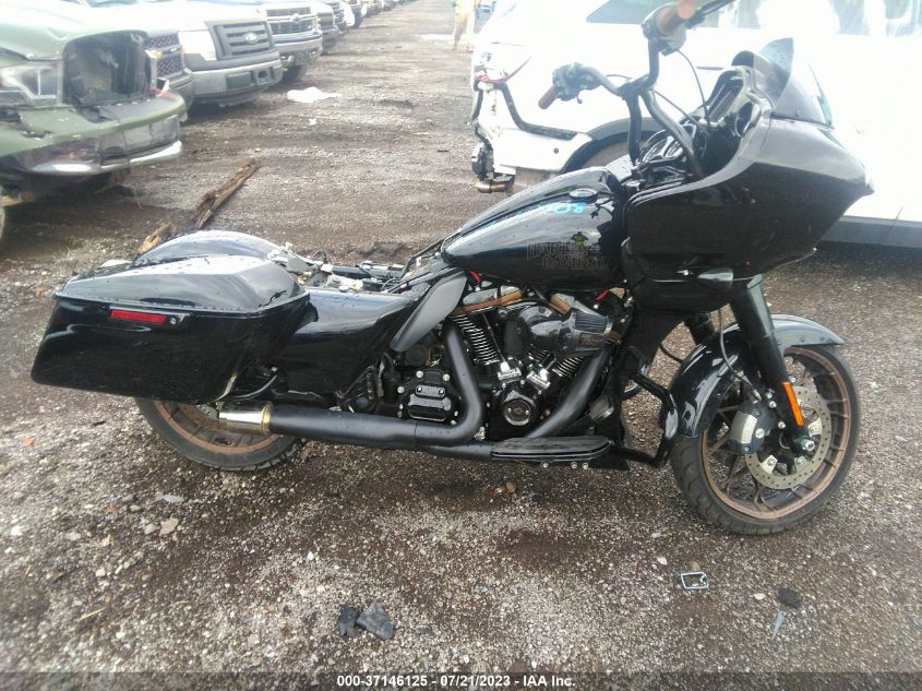 2022 HARLEY-DAVIDSON FLTRXST 1HD1ACL18NB630687