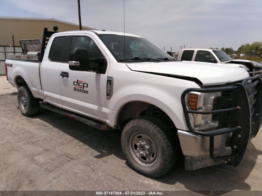 2018 FORD SUPER DUTY F-250 SRW XL/XLT/LARIAT - 1FT7X2B68JEB40017