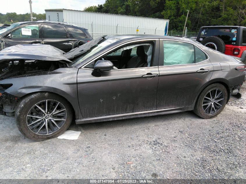 2021 TOYOTA CAMRY SE/SE NIGHT SHADE - 4T1G11AK3MU522844