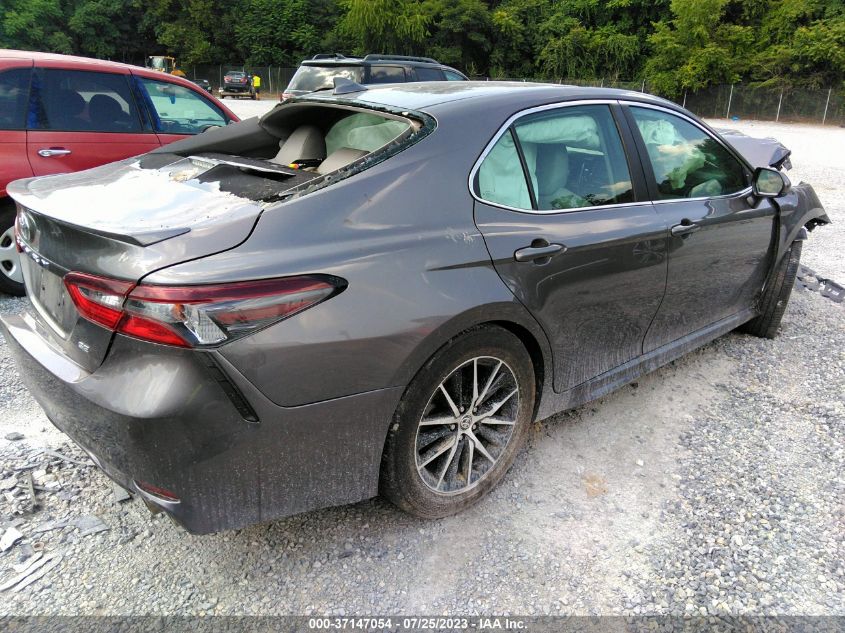 2021 TOYOTA CAMRY SE/SE NIGHT SHADE - 4T1G11AK3MU522844