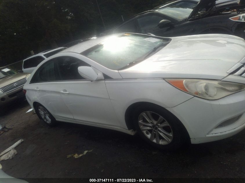 2013 HYUNDAI SONATA GLS/SE/LIMITED - 5NPEB4AC2DH767504