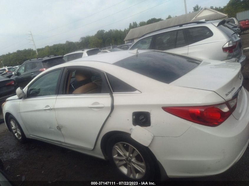 2013 HYUNDAI SONATA GLS/SE/LIMITED - 5NPEB4AC2DH767504