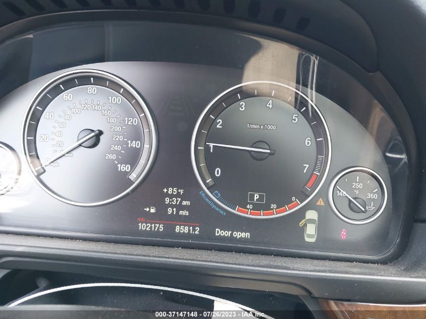 2013 BMW 5 SERIES 528I XDRIVE - WBAXH5C50DD113003