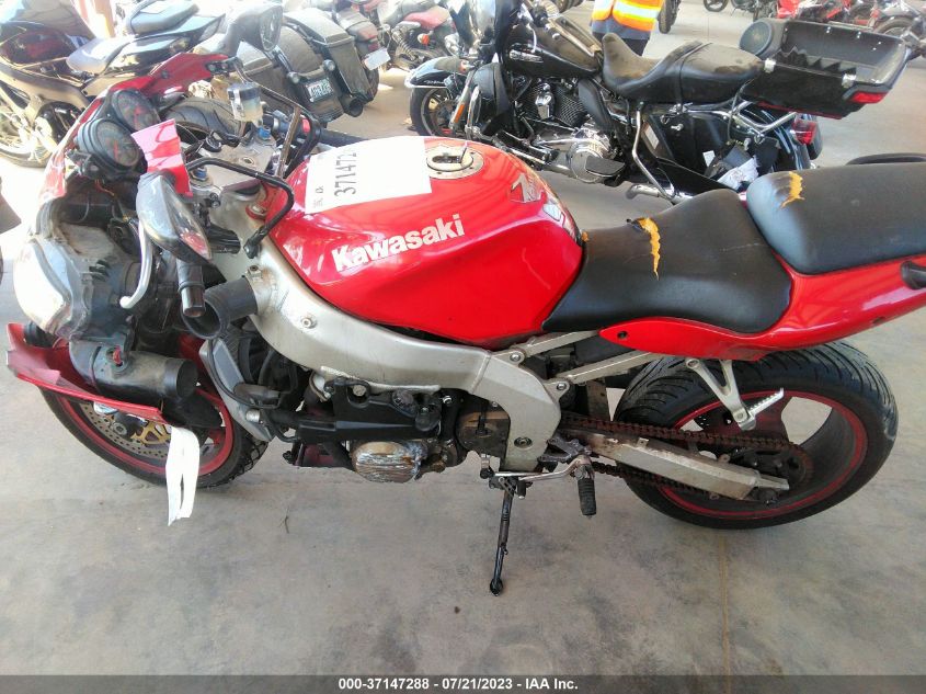 2000 KAWASAKI ZX600 J1 JKAZX4J10YA014269