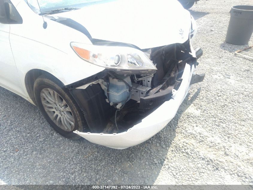 2014 TOYOTA SIENNA XLE/XLE AAS/LTD - 5TDYK3DC0ES438945