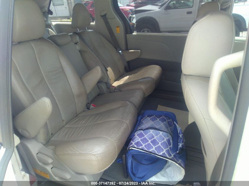 2014 TOYOTA SIENNA XLE/XLE AAS/LTD - 5TDYK3DC0ES438945
