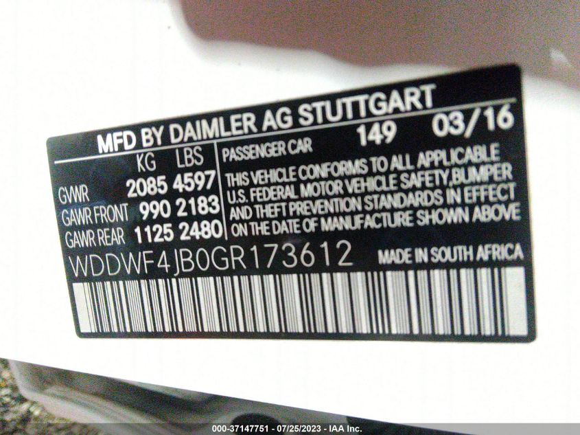 2016 MERCEDES-BENZ C-CLASS C 300 - WDDWF4JB0GR173612