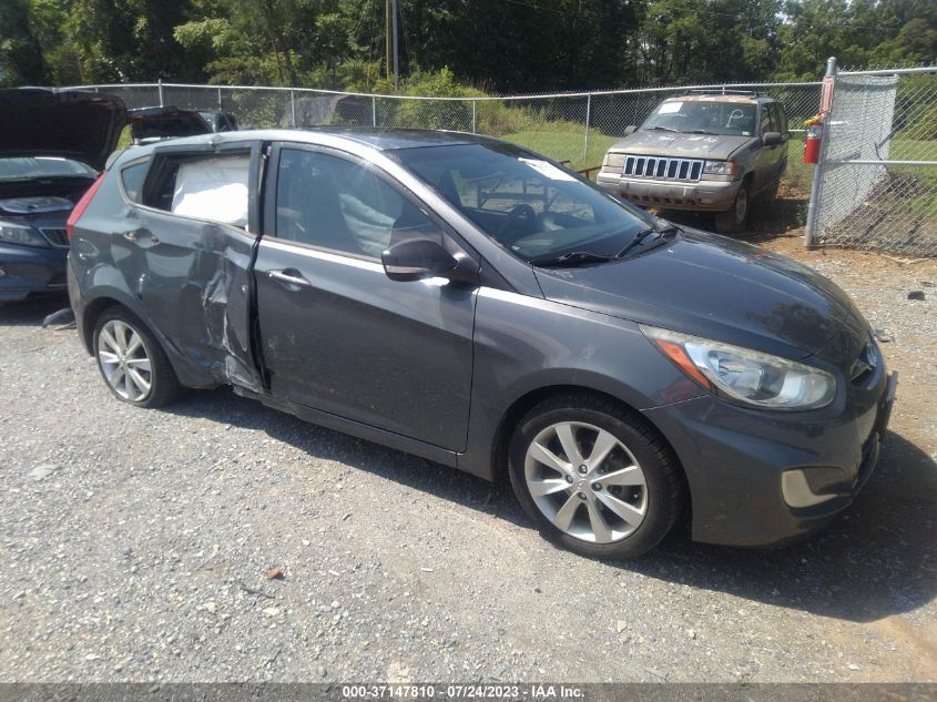 2013 HYUNDAI ACCENT SE - KMHCU5AE8DU098617