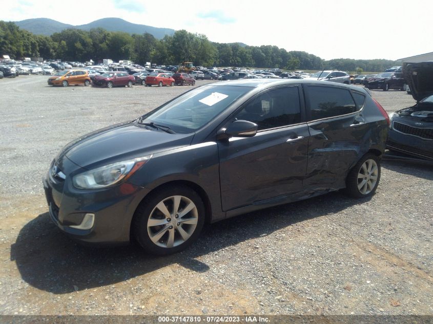 2013 HYUNDAI ACCENT SE - KMHCU5AE8DU098617