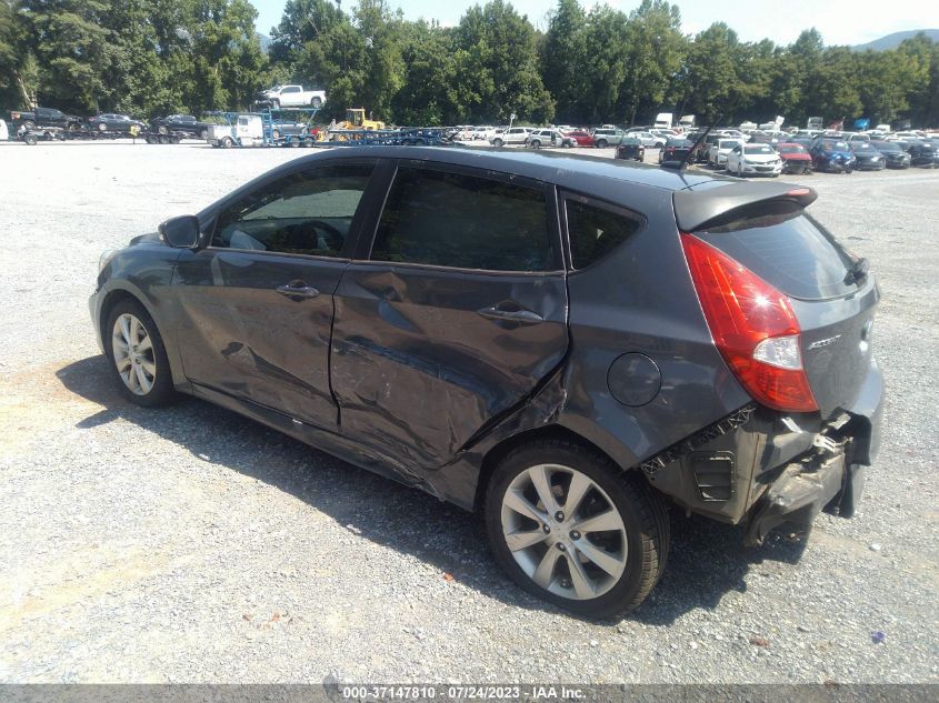 2013 HYUNDAI ACCENT SE - KMHCU5AE8DU098617