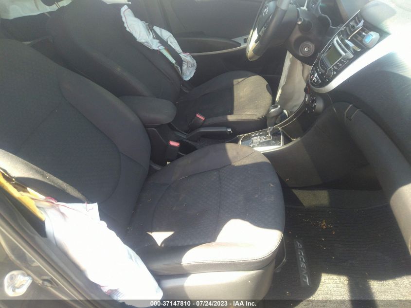 2013 HYUNDAI ACCENT SE - KMHCU5AE8DU098617