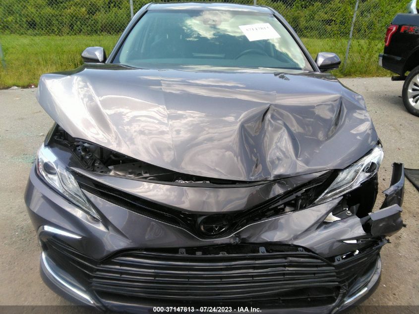 2021 TOYOTA CAMRY XLE - 4T1F11AK1MU414301