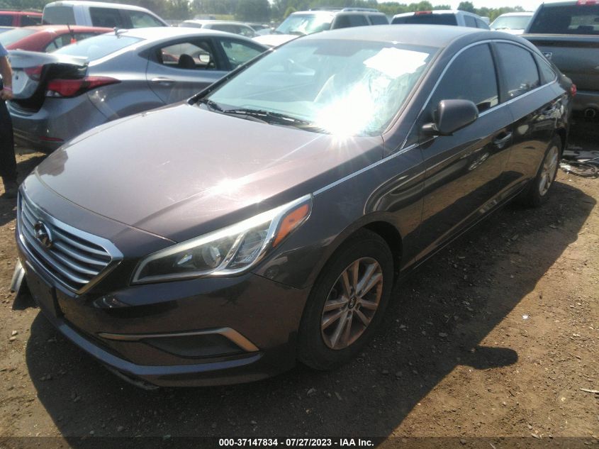 2016 HYUNDAI SONATA 2.4L SE - 5NPE24AF1GH263296