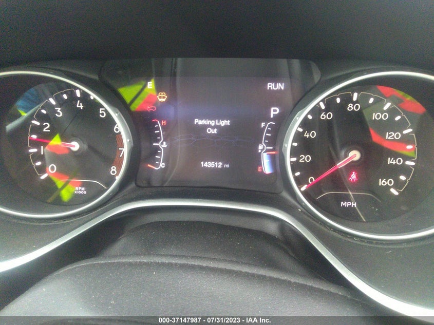 VIN 3C4NJDAB5JT201214 2018 JEEP COMPASS SPORT