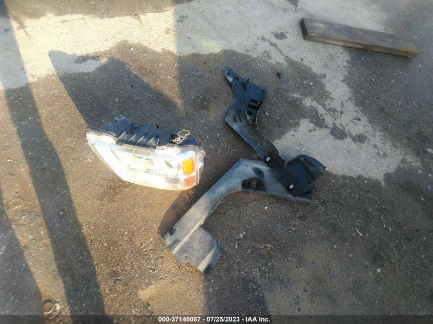 2016 GMC TERRAIN SLT - 2GKFLUE30G6341769