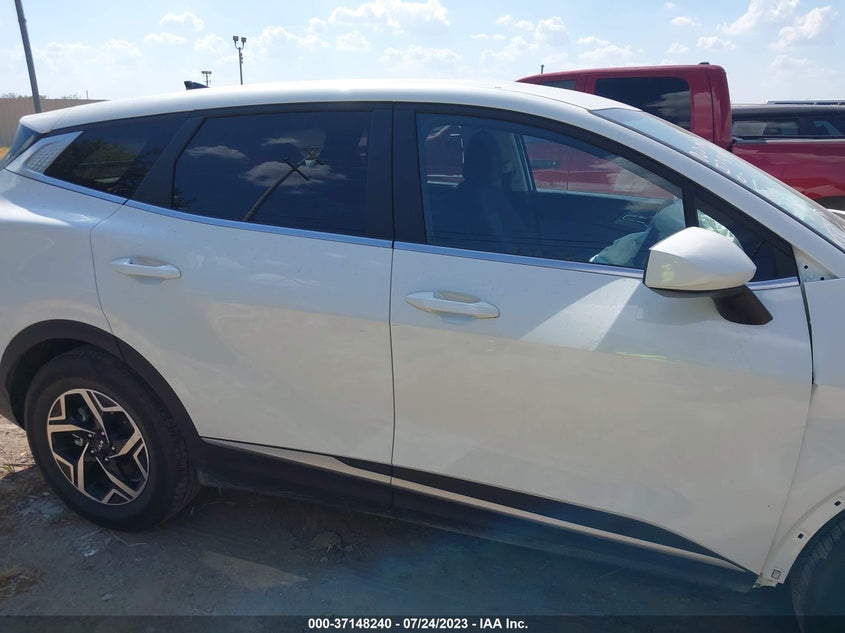 VIN KNDPU3AF9P7143912 2023 KIA SPORTAGE LX