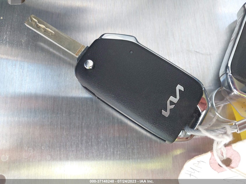 VIN KNDPU3AF9P7143912 2023 KIA SPORTAGE LX
