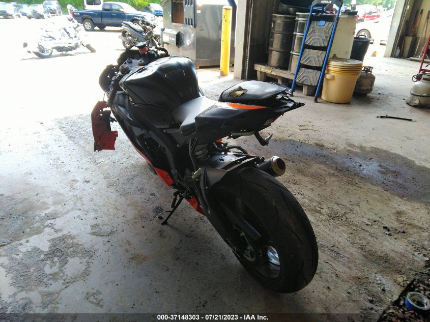 2020 YAMAHA YZFR6 JYARJ28E4LA007446