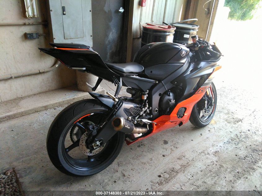 2020 YAMAHA YZFR6 JYARJ28E4LA007446