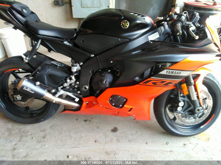2020 YAMAHA YZFR6 JYARJ28E4LA007446