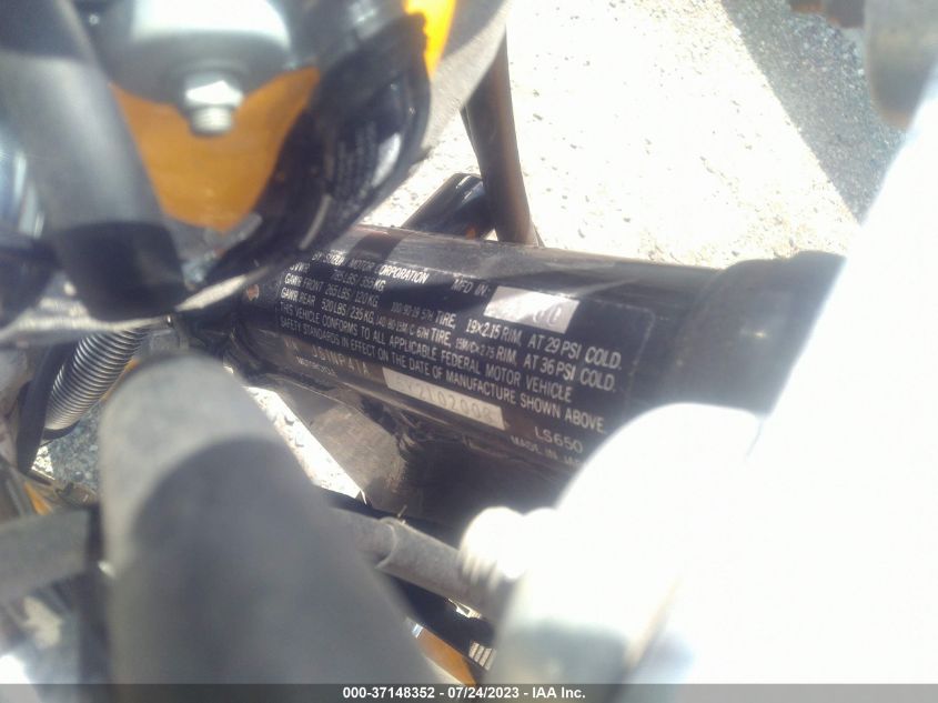 2001 SUZUKI LS650 P - JS1NP41A612102008