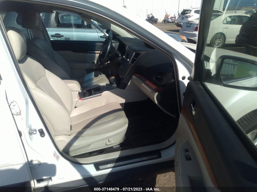 2014 SUBARU OUTBACK 2.5I LIMITED - 4S4BRBLCXE3272136