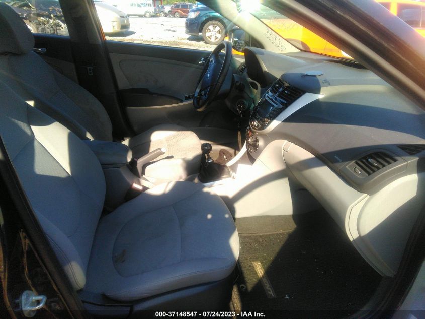 2013 HYUNDAI ACCENT GLS/SE - KMHCU5AE5DU091754