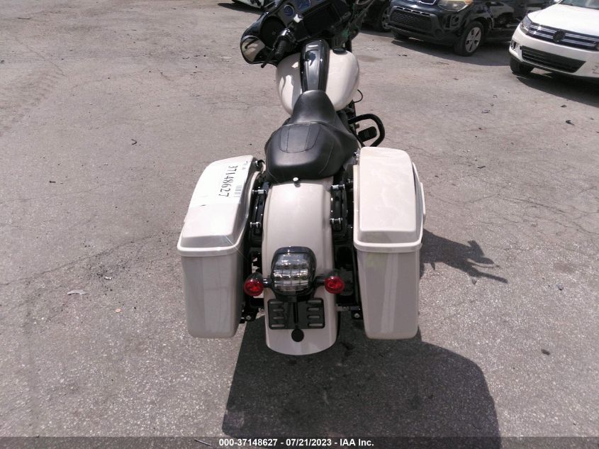 2023 HARLEY-DAVIDSON FLHXST - 1HD1ABL14PB601507
