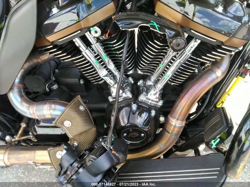 2023 HARLEY-DAVIDSON FLHXST - 1HD1ABL14PB601507