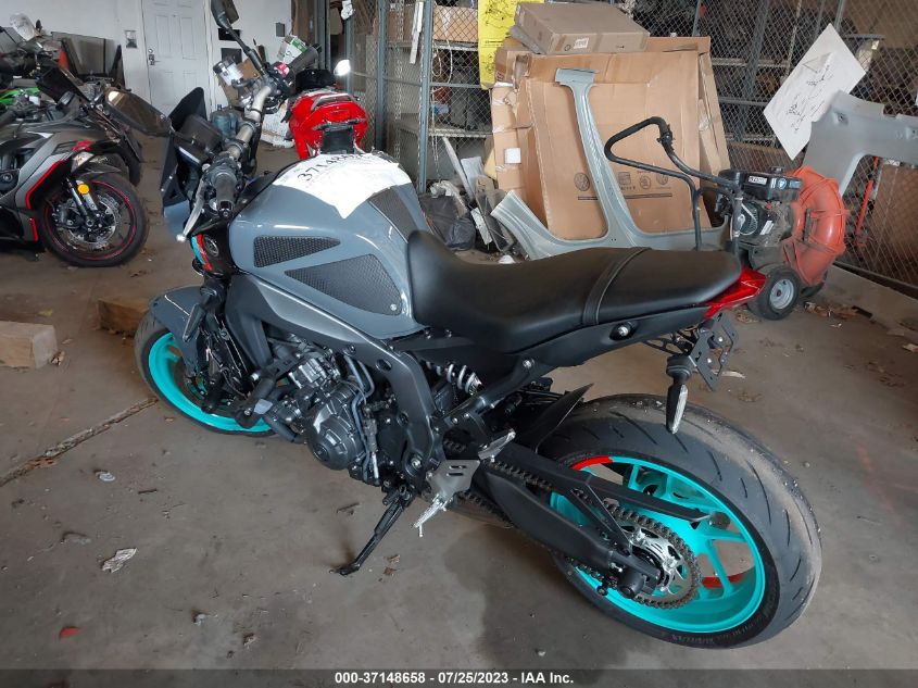 2023 YAMAHA MT09 - JYARN71E2PA004112