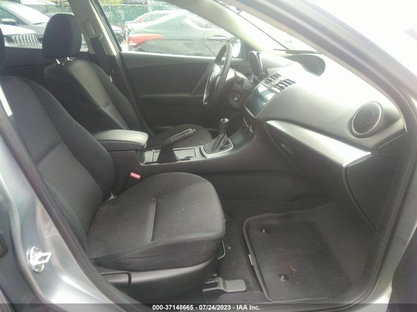 2013 MAZDA MAZDA3 I SV - JM1BL1TG4D1851040