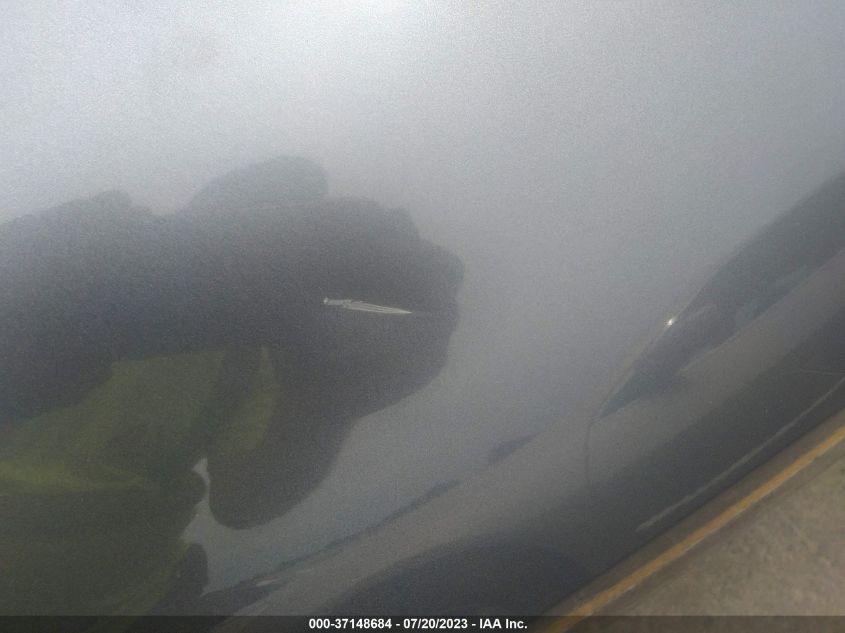 2013 VOLKSWAGEN BEETLE COUPE 2.5L W/SUN - 3VWJX7AT1DM681643