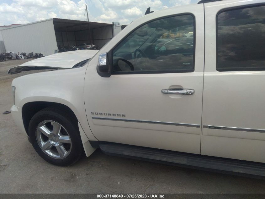 2013 CHEVROLET SUBURBAN K1500 LTZ - 1GNSKKE73DR201159