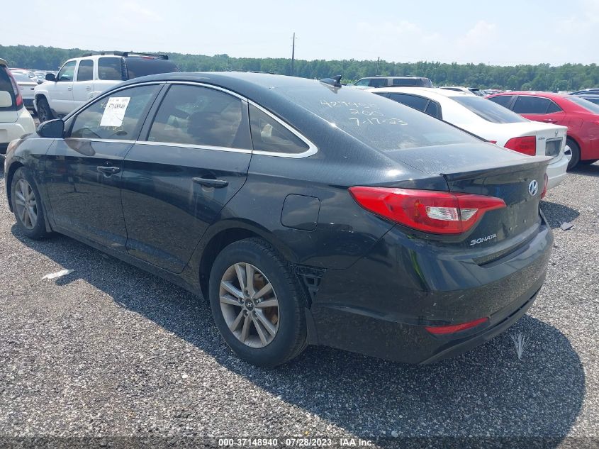 2015 HYUNDAI SONATA 2.4L SE - 5NPE24AF3FH204927