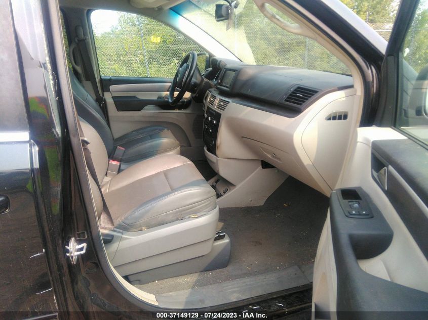 2013 VOLKSWAGEN ROUTAN SE W/RSE & NAVIGATION 2C4RVABG6DR724795