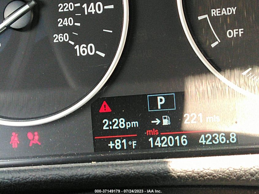 2013 BMW 3 SERIES 320I XDRIVE - WBA3C3C50DF982450