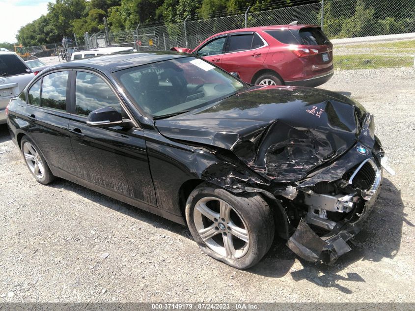 2013 BMW 3 SERIES 320I XDRIVE - WBA3C3C50DF982450