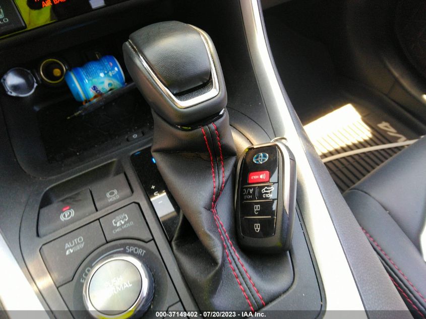 2022 TOYOTA RAV4 PRIME XSE - JTMEB3FVXND110171