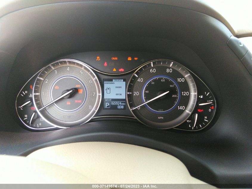 2014 INFINITI QX80 - JN8AZ2NC0E9351703